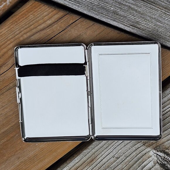 GREEN DAY Cigarette Case AMERICAN IDIOT BNIP Exploding Heart - Picture 2 of 3